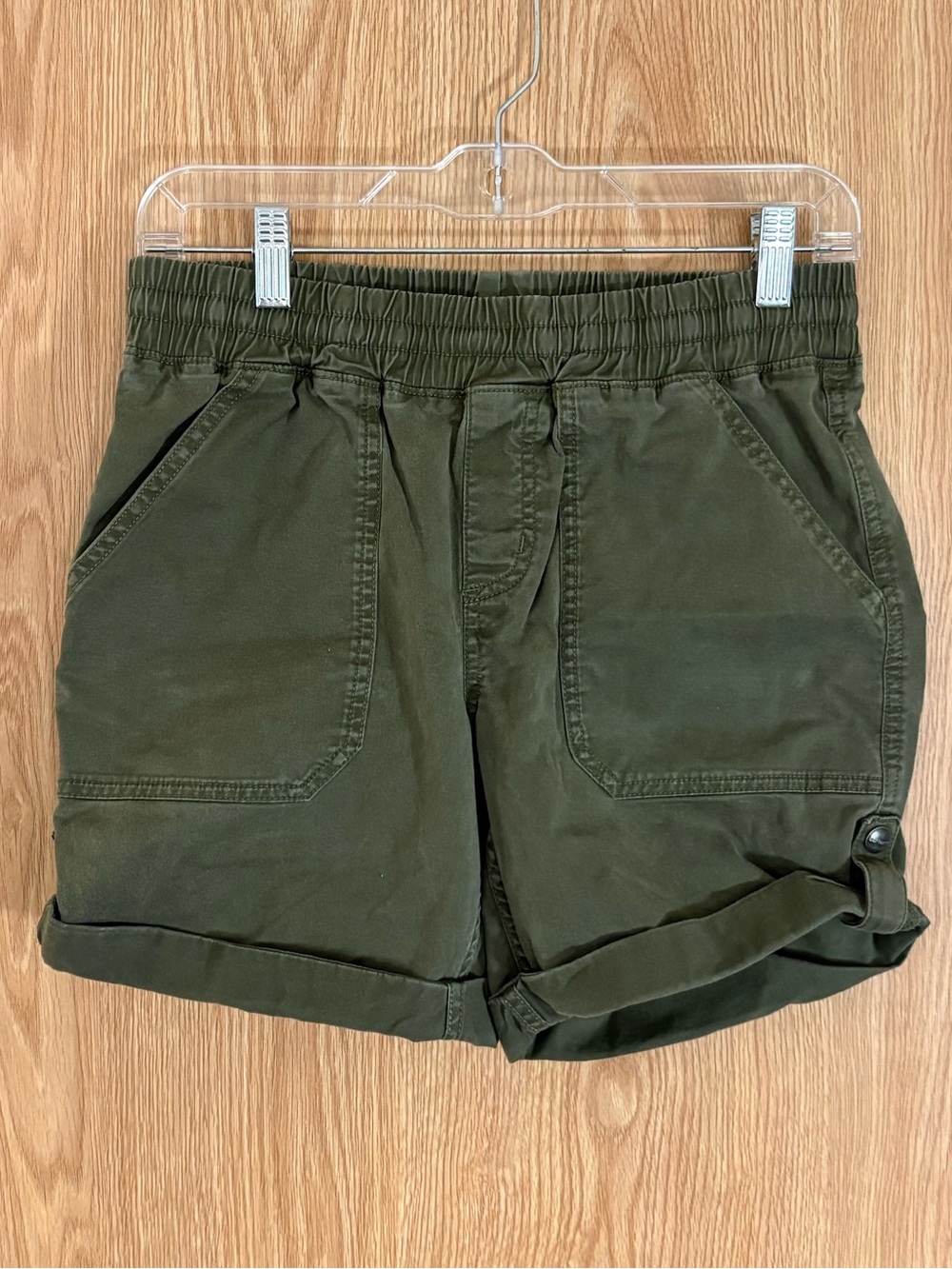 Carhartt Olive Green Elastic Waist Roll-Cuff Shorts